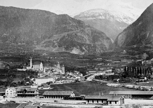 Alte Ansicht von Brig: Selbst der Bau der Eisenbahn bis Brig vermag im Wallis keinen allgemeinen Wohlstand zu begründen.