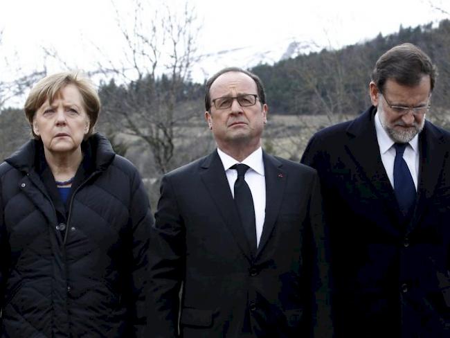 Merkel, Hollande und Rajoy am Mittwoch an der Unglücksstelle