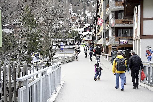 Bewohner des Zermatter Quartiers «Steinmatte» beklagen sich über mehr Nachtlärm.