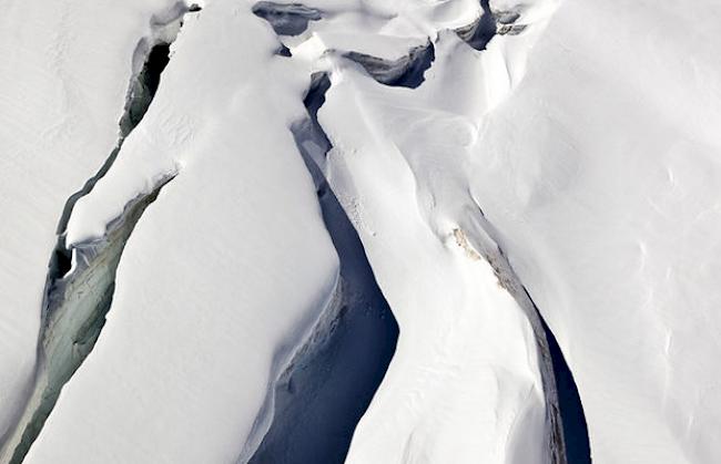 Erstmals wurden Schadstoffe in einem Alpengletscher nachgewiesen (Symbolbild)