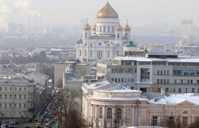 Morgendlicher Blick auf die Moskauer Christ-Erlöser-Kathedrale