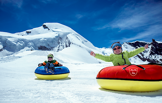 Die Saastal Bergbahnen haben am 24. Juni die Pforten zum neuen Erlebnisland «Glacier Fun» auf dem Mittelallalin in Saas-Fee eröffnet.