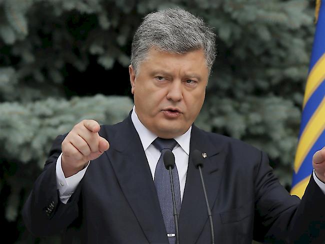 Das Team von Ukraines Präsident Petro Poroschenko hat sich mit internationalen Gläubigern über Verhandlungen zu einer Schulden-Restrukturierung verständigt. Die Gespräche beginnen ohne Vorbedingungen (Archivbild).