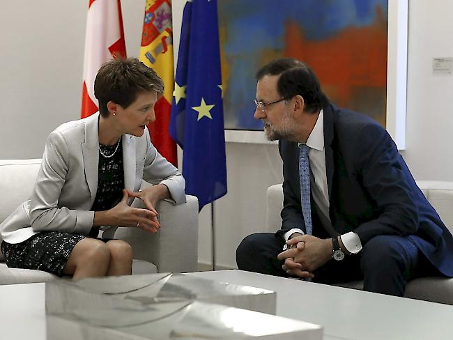 Vertieft ins Gespräch: Bundespräsidentin Simonetta Sommaruga und Spaniens Ministerpräsident Mariano Rajoy