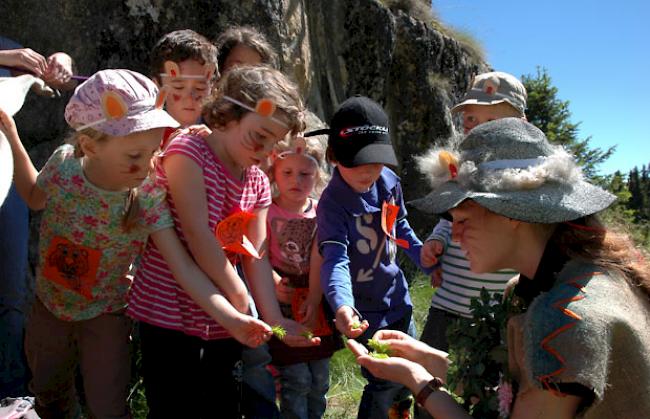 Am Kinderfest der Murmeltiere können sich die kleinen Besucher zu Murmeltier-Experten ausbilden lassen.
