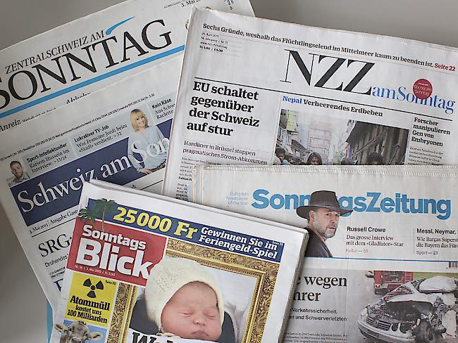 Eine Auswahl der Schweizer Sonntagszeitungen (Archivbild)