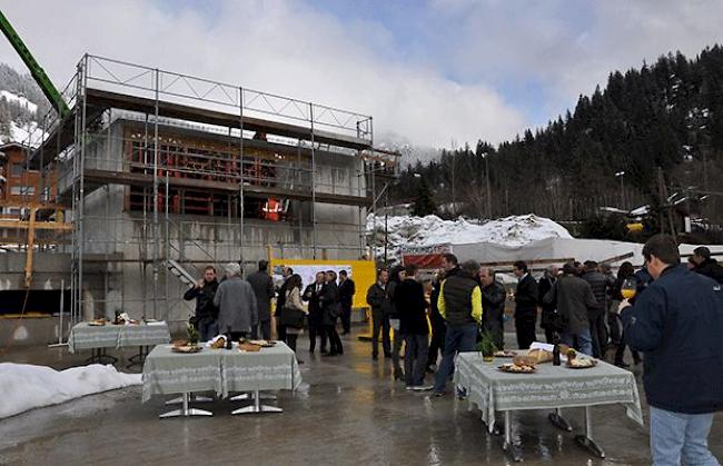 Die Ferienanlage inmitten des UNESCO Weltnaturerbes Aletsch-Jungfrau wird Ende 2014 eröffnet. 
