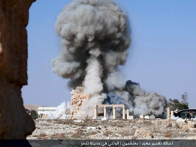 Die Detonation des des Baalshamin-Tempels. Das Bild wurde vom Islamischen Staat veröffentlicht. (Archiv)