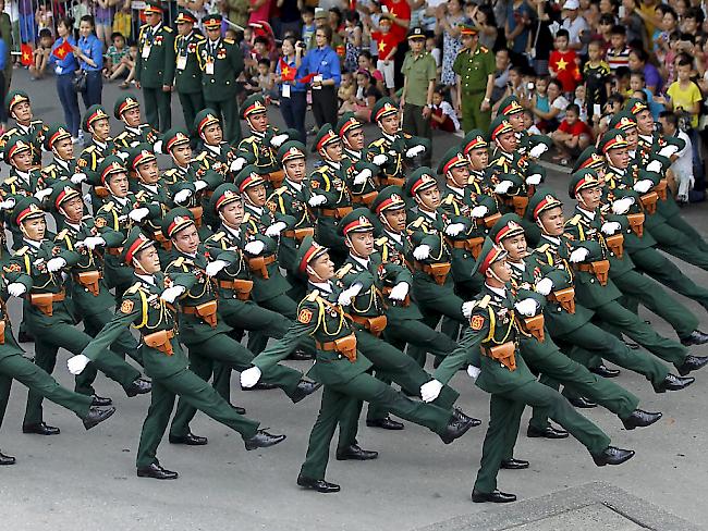 70 Jahre Unabhängigkeit: Soldaten bei der Parade in der vietnamesischen Hauptstadt Hanoi