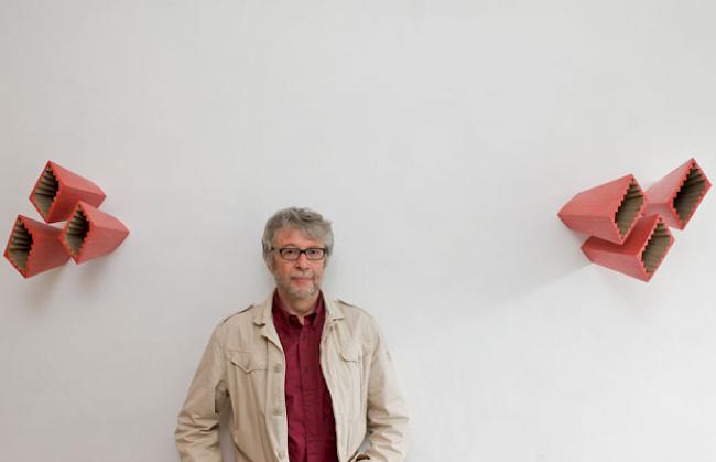 Pierre-Alain Zuber stellt in der galleria graziosa giger in Leuk-Stadt aus.