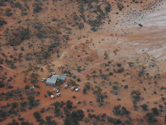 Von hier aus suchten die Rettungskräfte den verschwundenen Jäger in Australien - und fanden ihn nach sechs Tagen lebendig (Bild: WA Police)