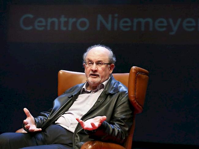 Salman Rushdie ist der Stargast der diesjährigen Frankfurter Buchmesse: Wegen der Anwesenheit des britisch-indischen Schriftstellers hat der Iran seine Teilnahme abgesagt (Archiv).