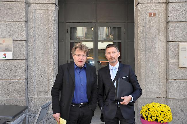 German Eyer, leitender Sektionssekretär der Gewerkschaft Unia (links), und Serge Métrailler, Direktor des Walliser Baumeisterverbands, trafen sich mit dem WB zum Streitgespräch.