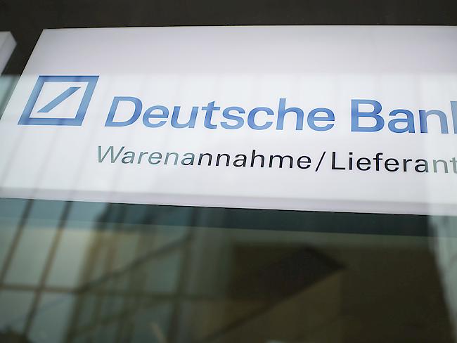 Ableger der Deutschen Bank in Zürich: Die Schweizer Tochter des Unternehmens bezahlt in den USA eine Millionen-Busse. (Archiv)