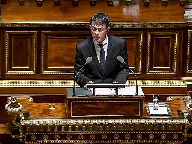 "Schluss mit Europa": Frankreichs Ministerpräsident Manuel Valls fordert Aufnahmestopp für Flüchtlinge.