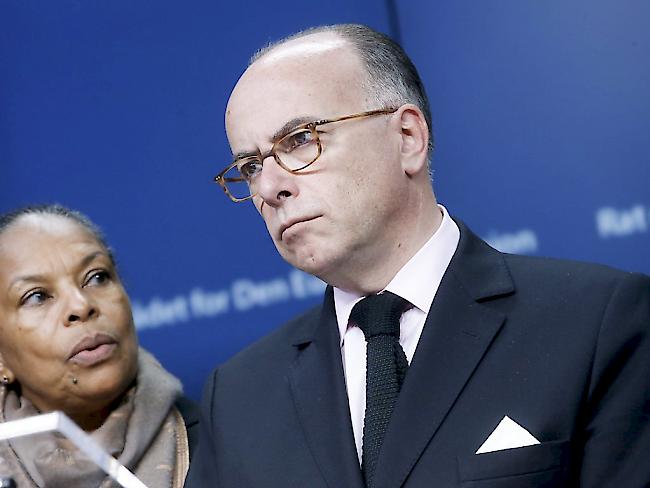 "Warnung" kam erst nach den Anschlägen: Frankreichs Innenminister Bernard Cazeneuve. (Archiv)