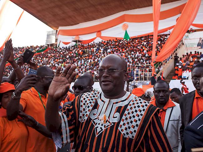 Der zu den Favoriten der Präsidentschaftskandidaten zählende ehemalige Ministerpräsident Roch Marc Christian Kaboré an einer Wahlveranstaltung am Freitag in der Hauptstadt Ouagadougou.