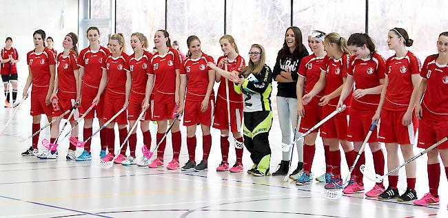Am Wochenende gingen die Damen des UHC Visper Lions erneut als Siegerinnen vom Platz.