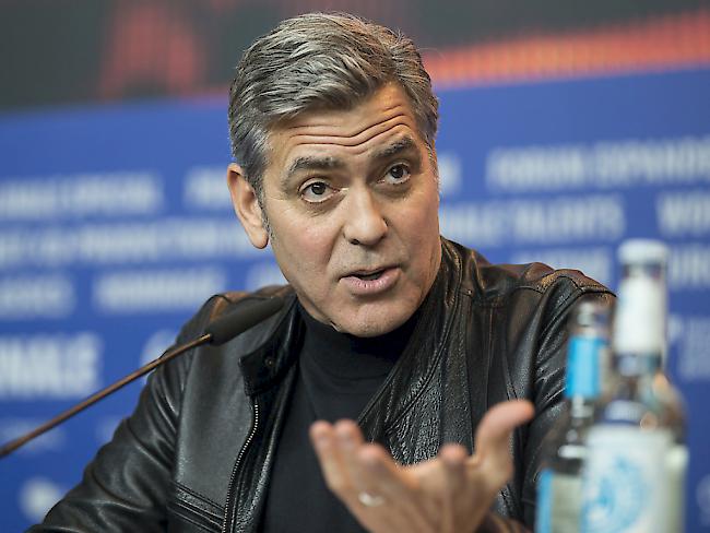 George Clooney möchte etwas gegen die Flüchtlingskrise tun und zum Beispiel mit Bundeskanzlerin Angela Merkel darüber diskutieren.
