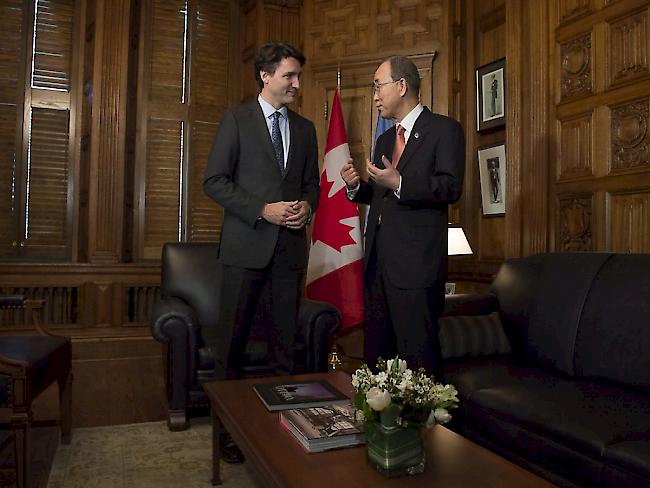 Kanadas Regierungschef Justin Trudeau empfing UNO-Generalsekretär Ban Ki Moon am Donnerstag in Ottawa und machte dabei bekannt, dass Kanada in das mächtigste UNO-Gremium, den Sicherheitsrat, will.