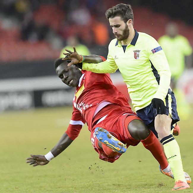 Birama Ndoye (links) wurde von der SFL für drei Pflichtspiele gesperrt