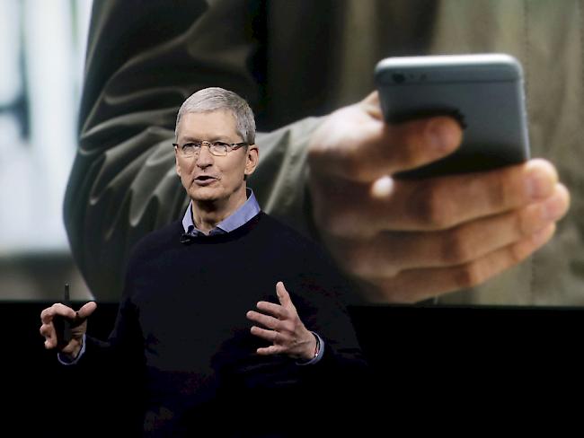 Konzernchef Tim Cook am Hauptsitz von Apple in Cupertino.