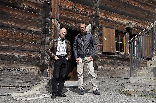 Edmung Steiner (links), Präsident Erlebniswelt Roggen Erschmatt, und Armin Christen, Leitung Umweltbildung Naturpark Pfyn-Finges, haben Wesentliches zur "Choru-Werkstatt" beigetragen.