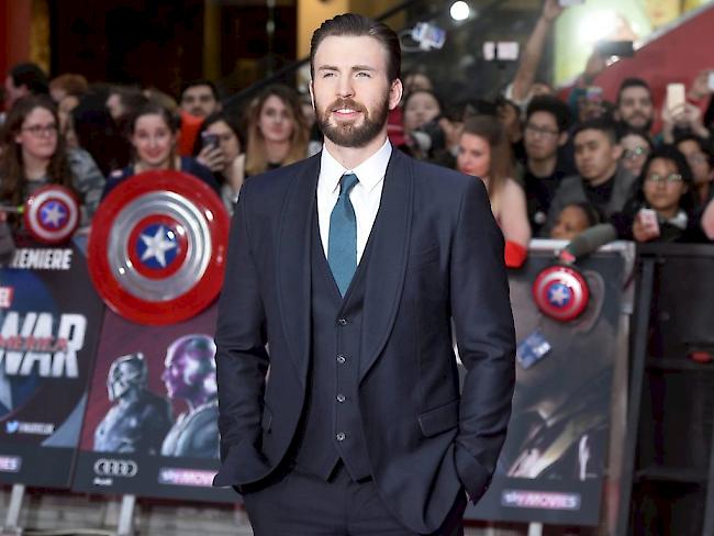 Chris Evans, der Hautpdarsteller in "Captain America: Civil War", erwartet Ende April in London die europäische Premiere des Films (Archiv)