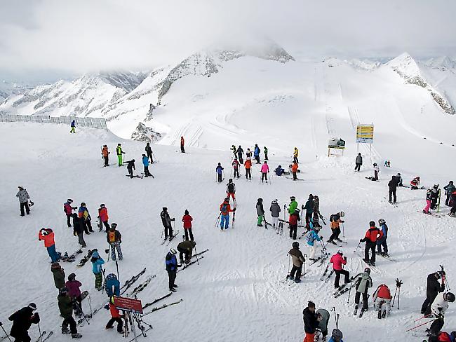 Hintertux im Zillertal: Während die Schweizer Wintersportorte klagen, verzeichnet Österreich eine Rekordsaison. (Symbolbild)