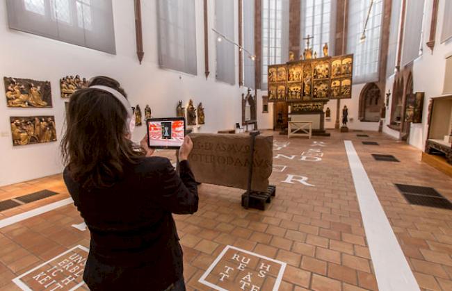 Das Institut Wirtschaftsinformatik der Fachhochschule Wallis hat durch den Einsatz von Virtual und Augmented Reality dazu beigetragen, dass der Besuch des Historischen Museums Basel zu einem multimedialen Erlebnis wird.