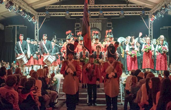 Impressionen vom 75. Oberwalliser Tambouren- und Pfeiferfest in Saas-Grund