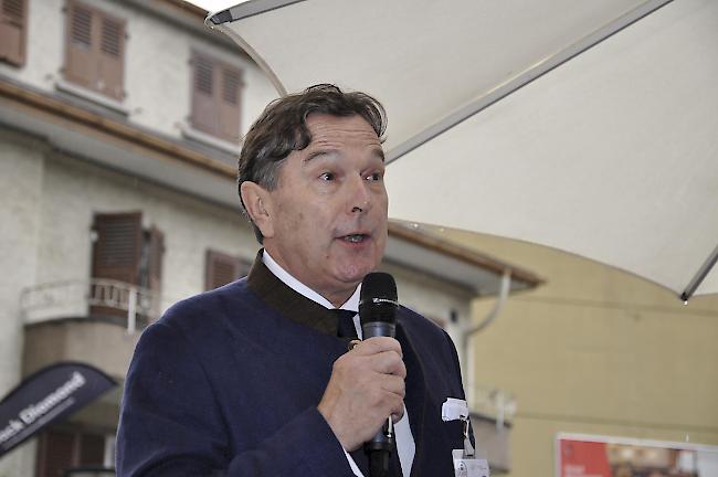 Jean-Pierre Schmid, VR-Präsident der BVZ Holding AG, blickte in seiner Rede auf die wichtigsten Etappen der Geschichte der BVZ zurück.