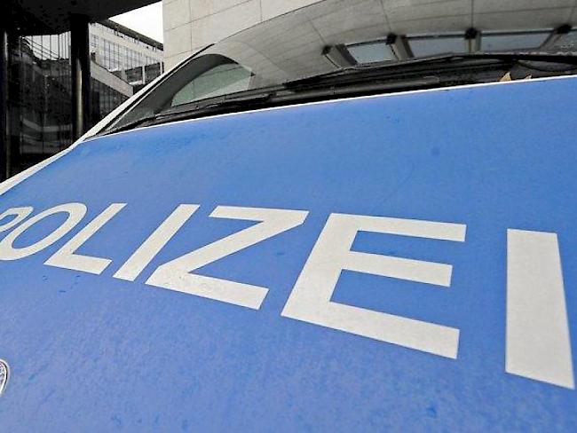 In Reutlingen in Baden-Württemberg hat ein Mann mit einer Machete eine Frau umgebracht und zwei weitere Menschen verletzt. (Symbolbild)