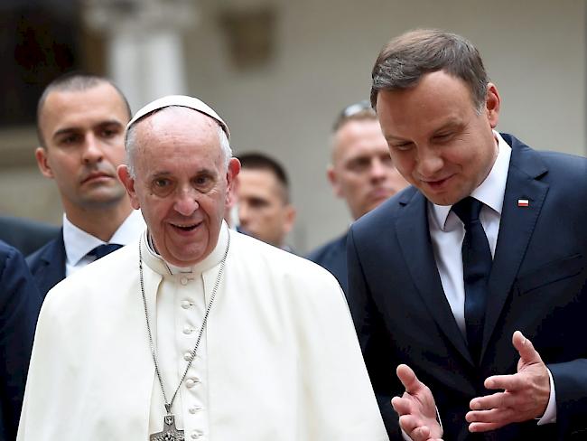 Papst Franziskus mit dem polnischen Präsidenten Andrzej Duda in Krakau.