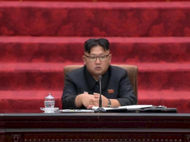 Nordkoreas Machthaber Kim Jong Un: Sein Land soll eine weitere Rakete abgefeuert haben, diesmal von einem U-Boot aus. (Archivbild)