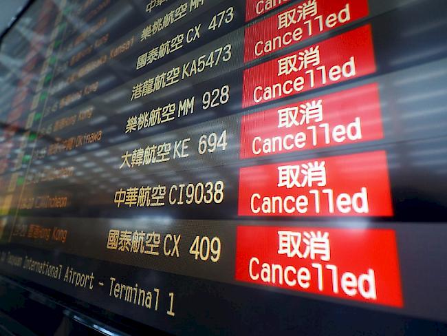 Hunderte Flüge wurden wegen des Taifuns gestrichen