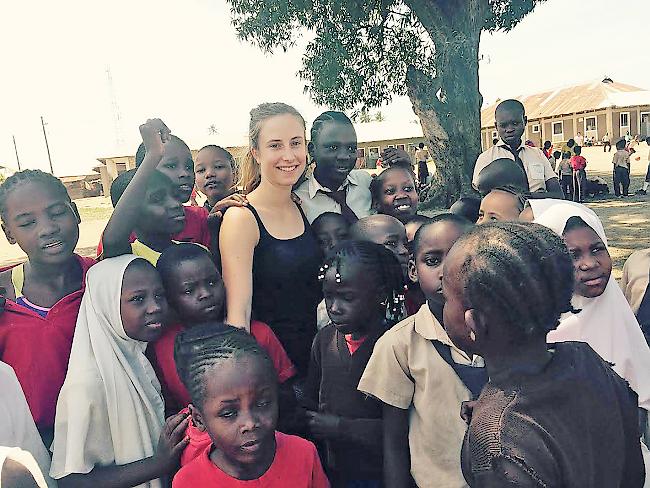 Elisabeth Borter während ihres Aufenthalts im kenianischen «Matterhorn Children Center».