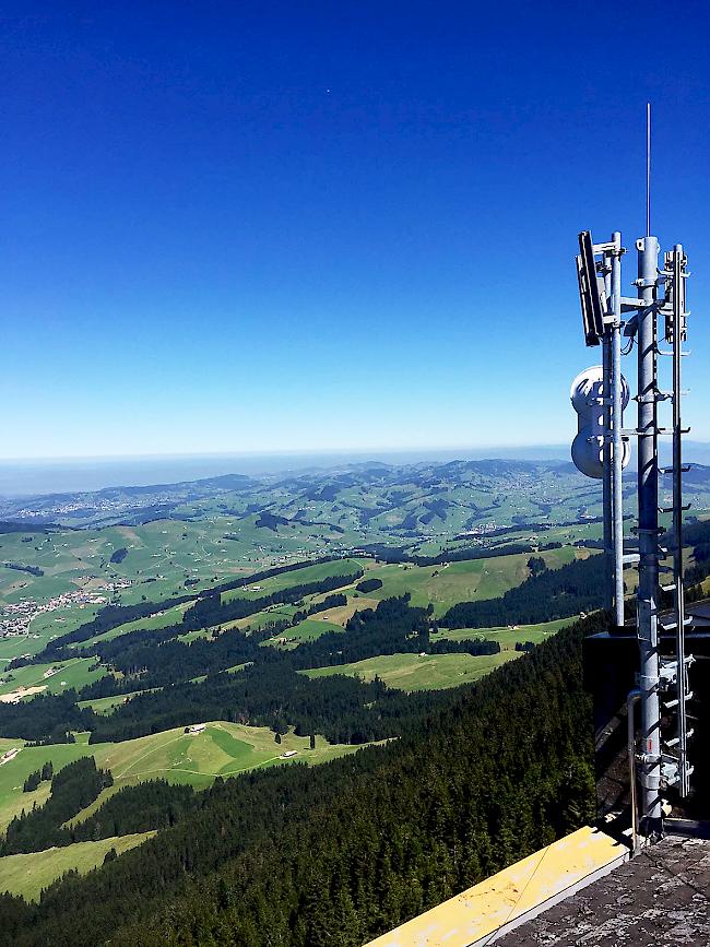 Antennen auf den Hügeln Kronberg und Gäbris versorgen das Appenzellerland.