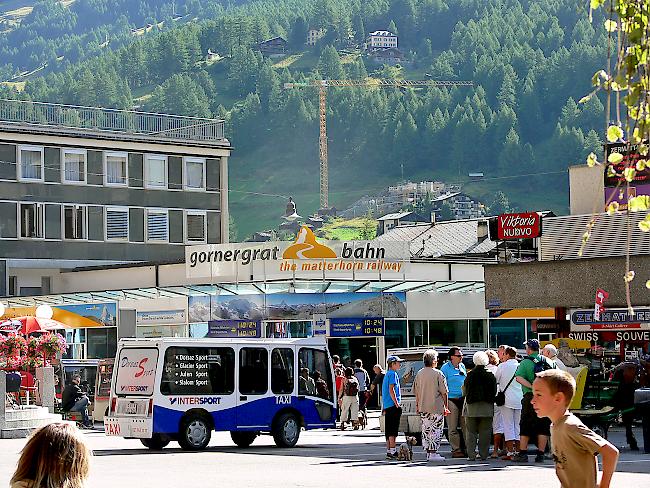 Taxis sollen in Zermatt künftig mehr Standplätze zur Verfügung haben.
