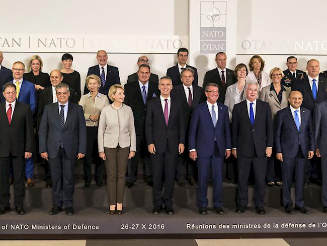 Gruppenbild der NATO-Verteidigungsminister am Mittwoch in Brüssel.