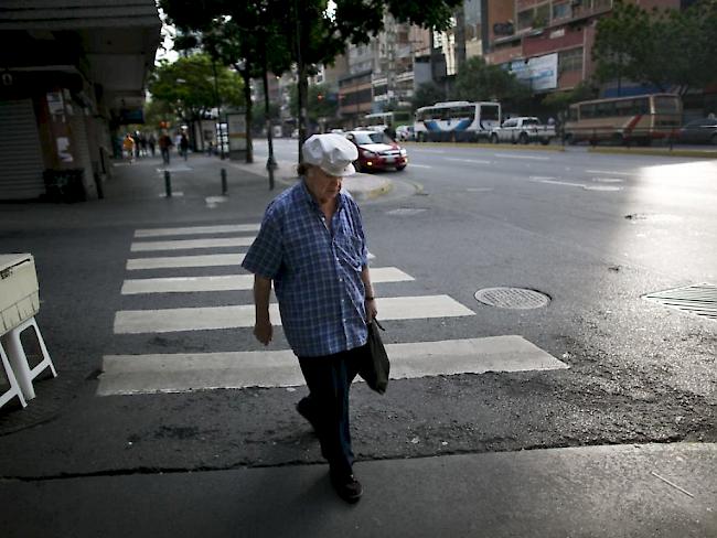 Grosse Strassen in der Hauptstadt Caracas waren am Freitagmorgen (Ortszeit) verwaist.