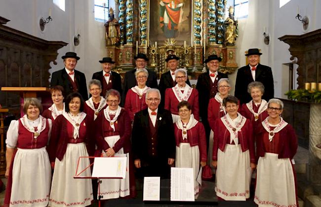 Der Oberwalliser Volksliederchor erfreute das Publikum in der Pfarrkirche mit einem Adventskonzert.