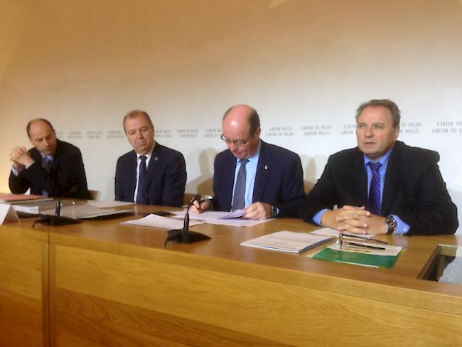 Pierre-Andre Charbonnet, Maurice Tornay, Stpehane Pont und Christian Melly (v.l.n.r.) an der Pressekonferenz des NFA. 