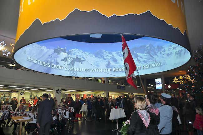 Im Rahmen der Jubiläumsfeier wurde auch ein neuer Kreisbildschirm enthüllt. Dieser bietet – vom Gornergrat aus gesehen – ein 360-Grad-Panorama.