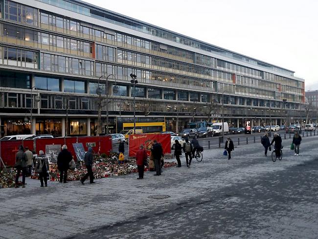 Im Zusammenhang mit dem Anschlag auf einen Weihnachtsmarkt am Breitscheidplatz in Berlin ersucht die deutsche Generalbundesanwaltschaft die Schweiz um Rechtshilfe. (Archivbild)