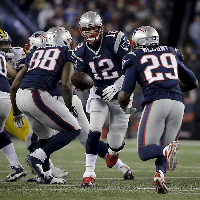 Die New England Patriots mit Quarterback Tom Brady (Nummer 12) qualifizierten sich für den Super Bowl