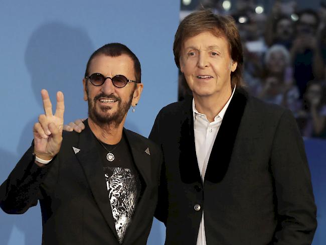 Freunde fürs Leben: Die Ex-Beatles Paul McCartney (rechts) und Ringo Starr haben wieder zusammen musiziert. (Archivbild)