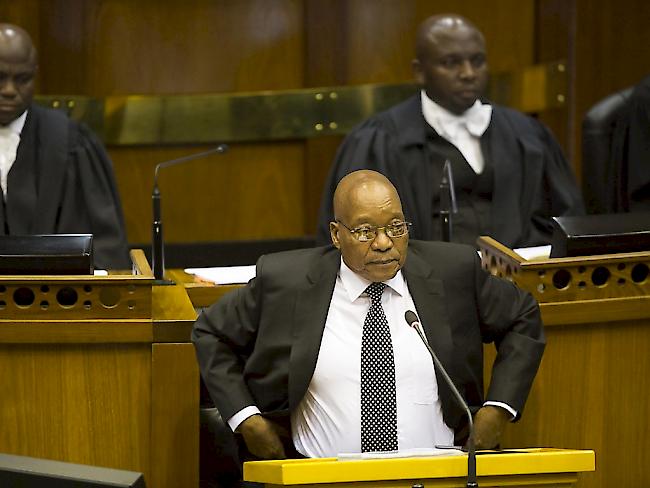 Zumas Regierung gab den Austritt aus dem Internationalen Strafgerichtshof ICC bekannt, ohne das Parlament zu befragen - dies war unzulässig, beschloss das Oberste Gericht Südafrikas.
