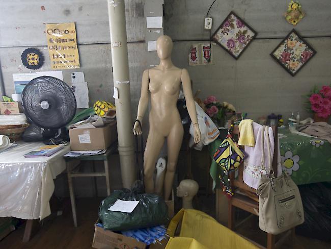 Sparen bei den Kostümen: Ein Blick in ein Atelier einer Samba-Schule in Rio.