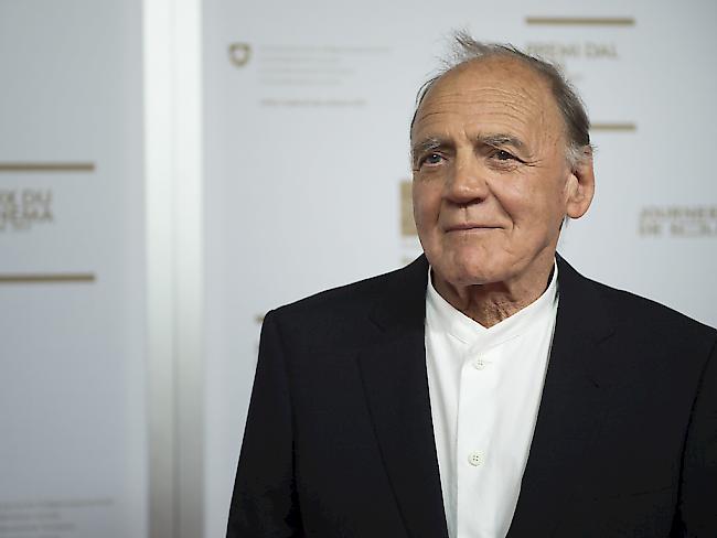 Bruno Ganz bei der Verleihung des Schweizer Filmpreises am Freitagabend in Genf. (KEYSTONE/Martial Trezzini)